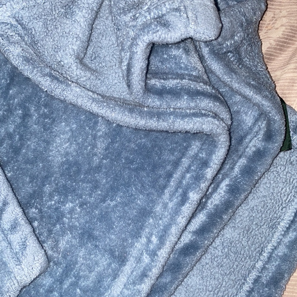 Blankets!! - Picture 3 of 5